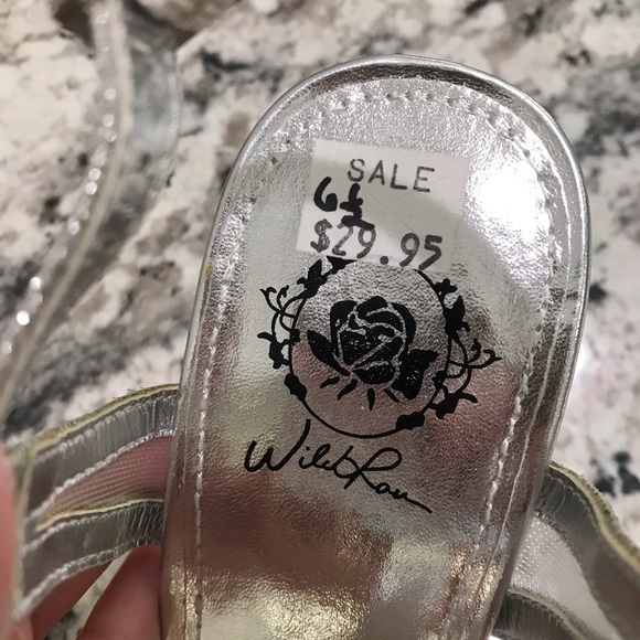 Silver shoes - Picture 8 of 13